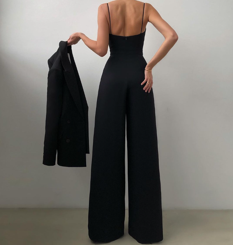 Lässiger Jumpsuit Mit Geradem Schnitt Und Strickdetails