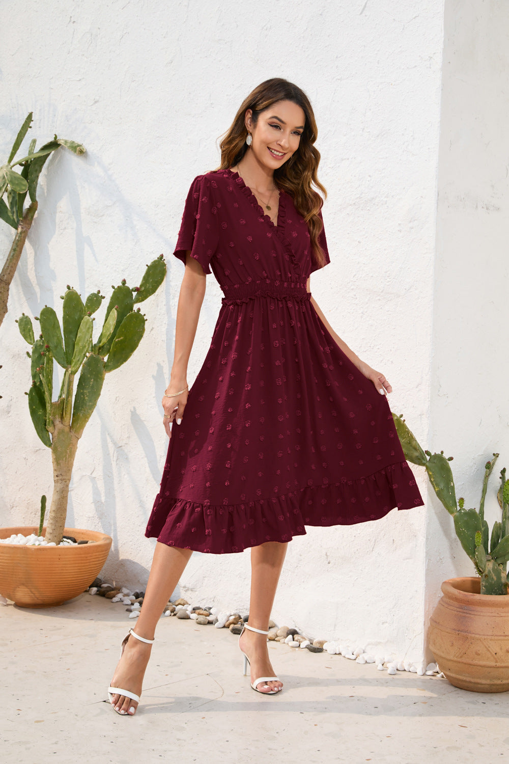 Sommerkleid Mit Hoher Taille Und Kurzen Ärmeln Und Schnürung
