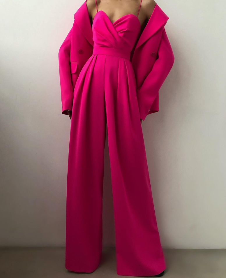 Lässiger Jumpsuit Mit Geradem Schnitt Und Strickdetails