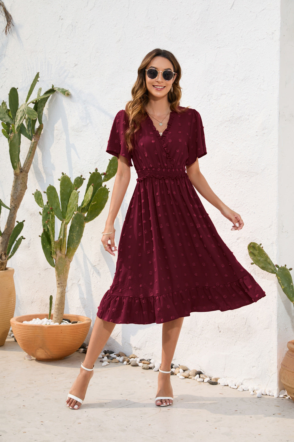Sommerkleid Mit Hoher Taille Und Kurzen Ärmeln Und Schnürung
