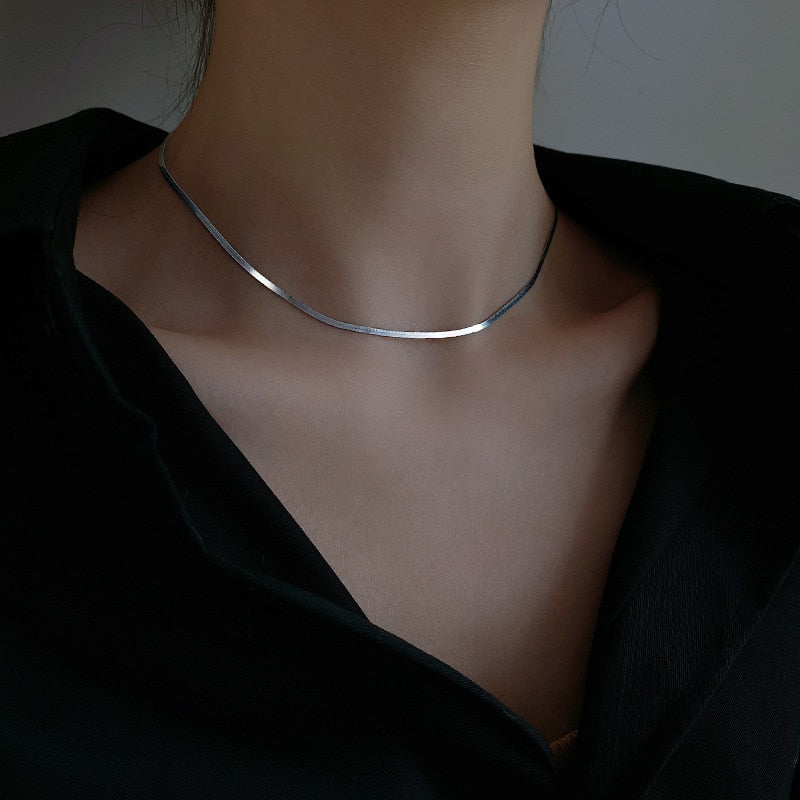 Elegante Schlangenknochenkette Aus Echtem Silber