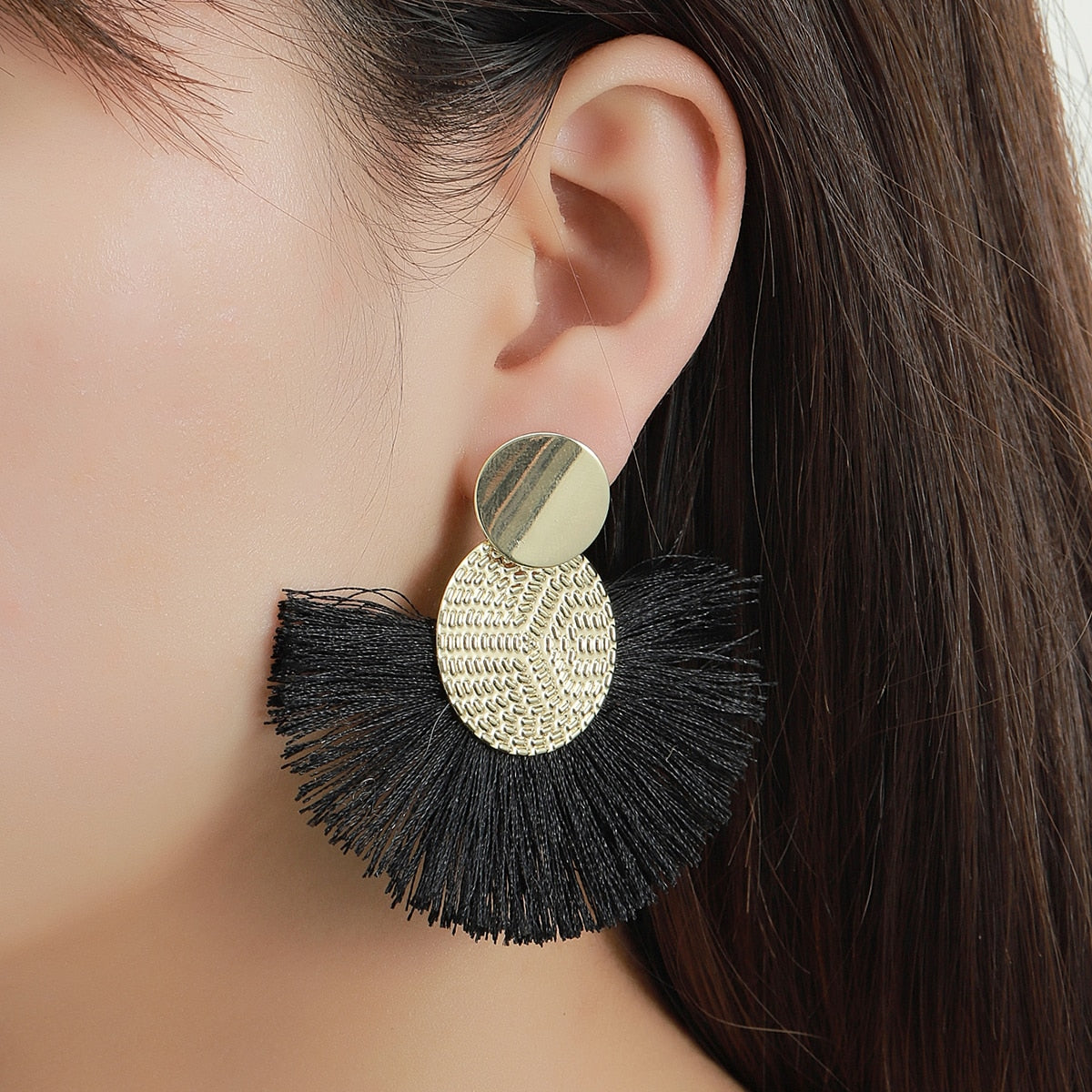 Auffälliger Schmuck: Trendy Boho Quasten Ohrringe
