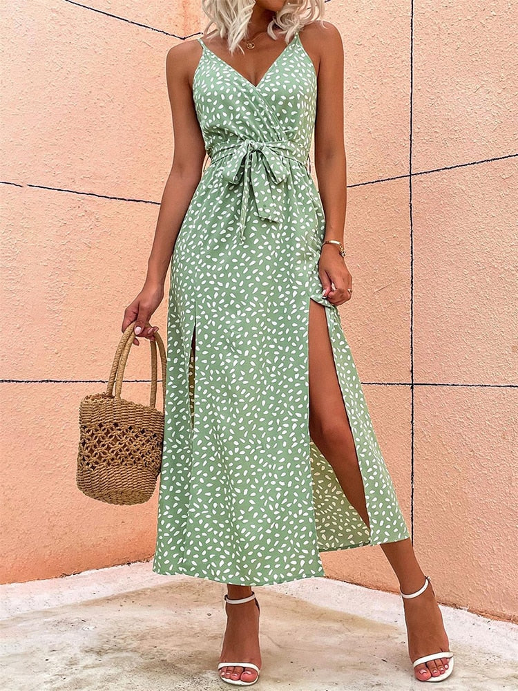 Elegantes Sommer Midikleid Mit Schlitz