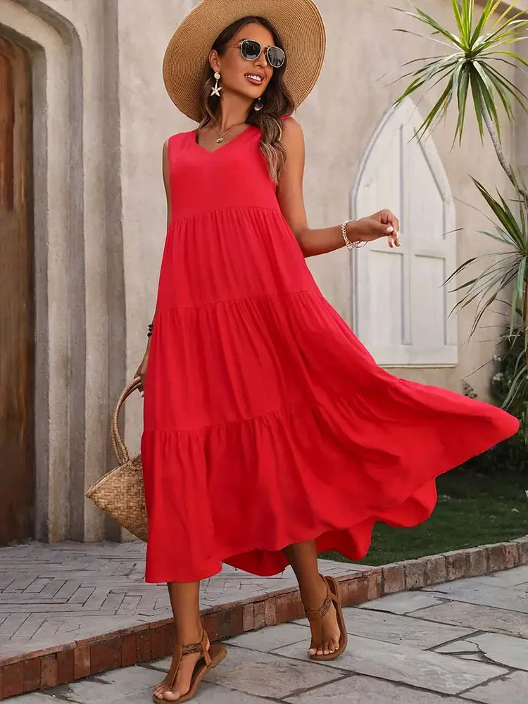 Langes Kleid Mit V-Ausschnitt Und Lockerem Schnitt Und Rüschen