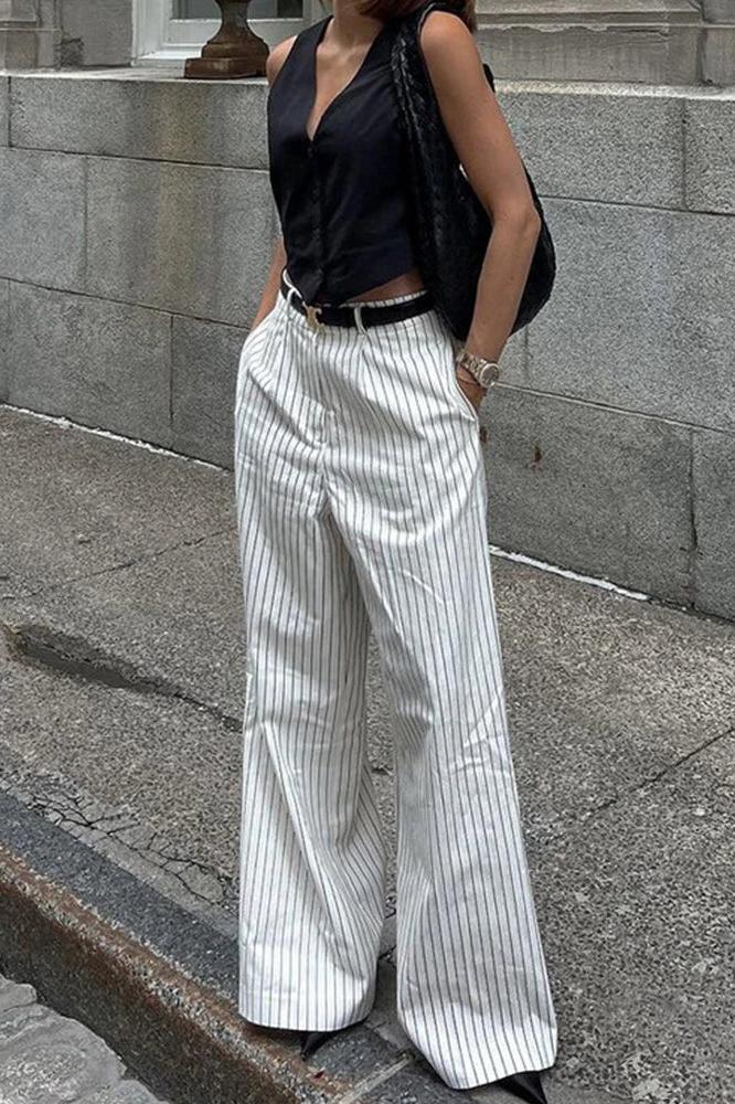 Gestreifte Hose Mit Weitem Bein Und Taschen