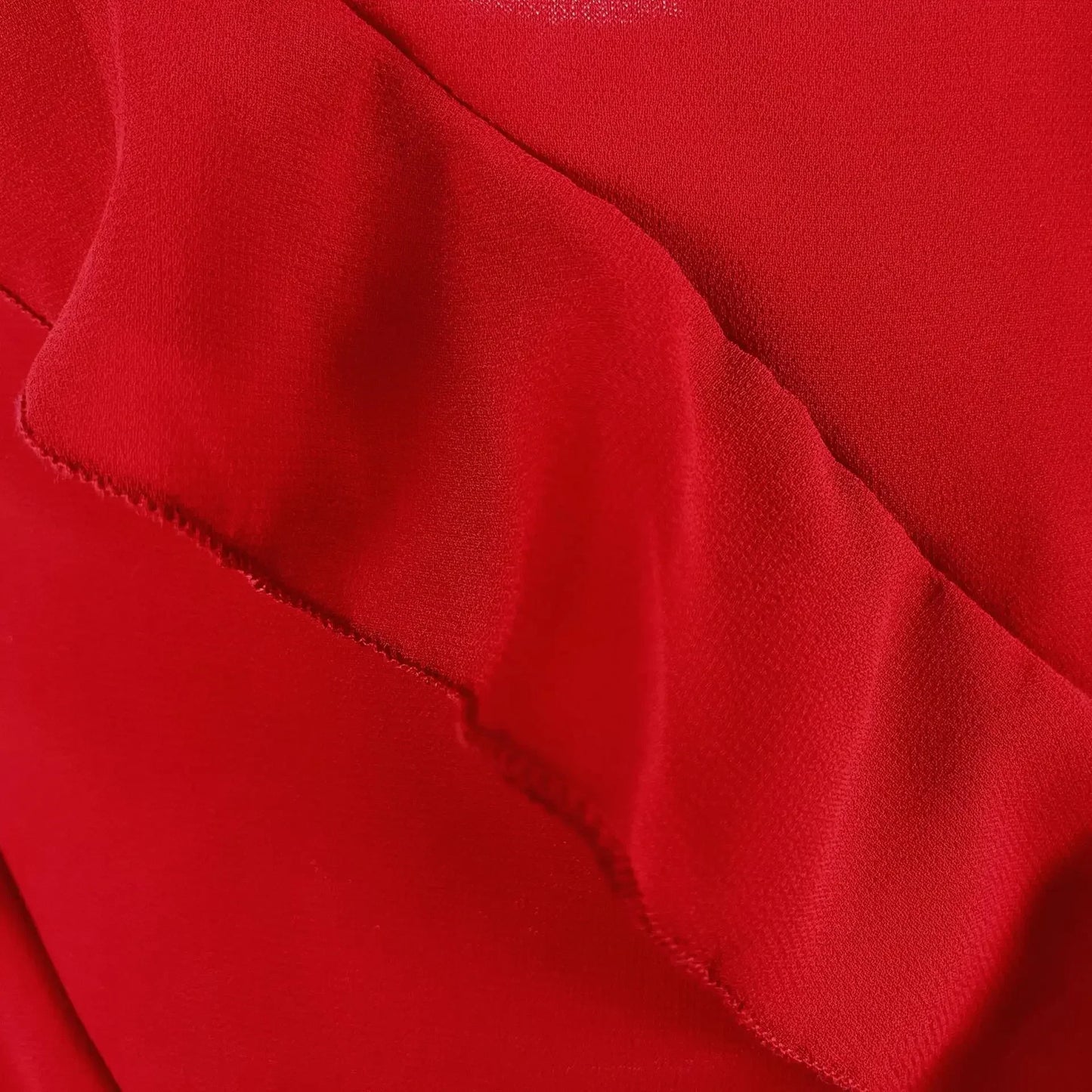 Rotes Chiffon-Maxikleid Mit Spaghettiträgern