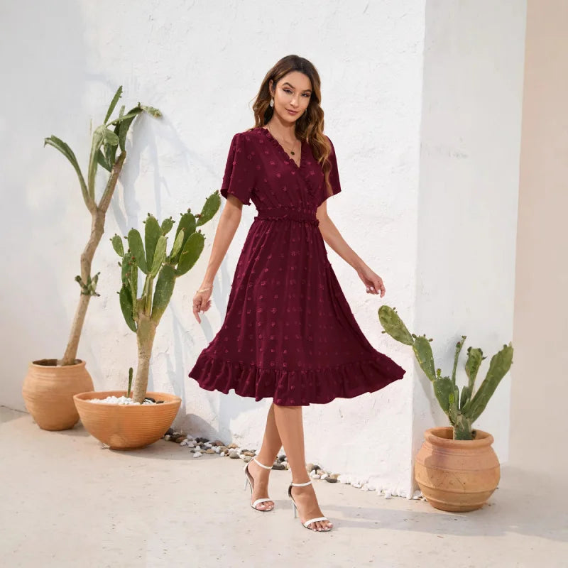Sommerkleid Mit Hoher Taille Und Kurzen Ärmeln Und Schnürung