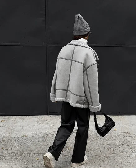 Dicker Wintermantel Mit Stilvollem Design