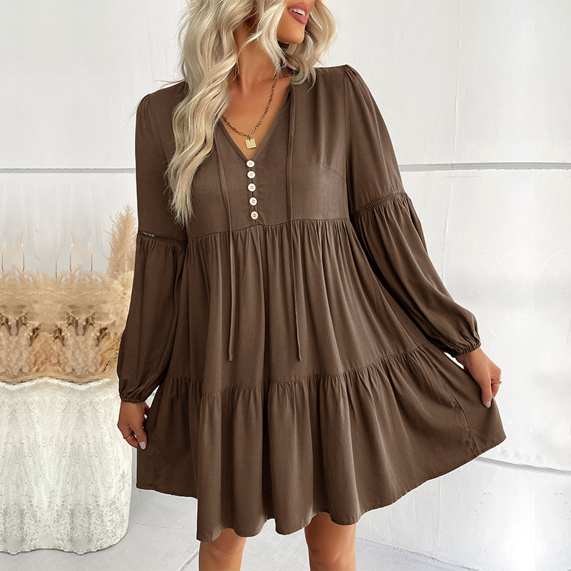 Minikleid Mit Volantrock Und Knopfdetail