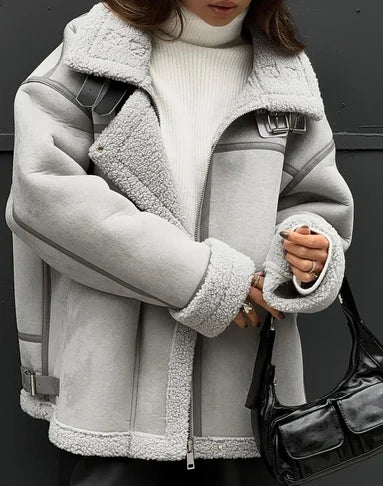 Dicker Wintermantel Mit Stilvollem Design