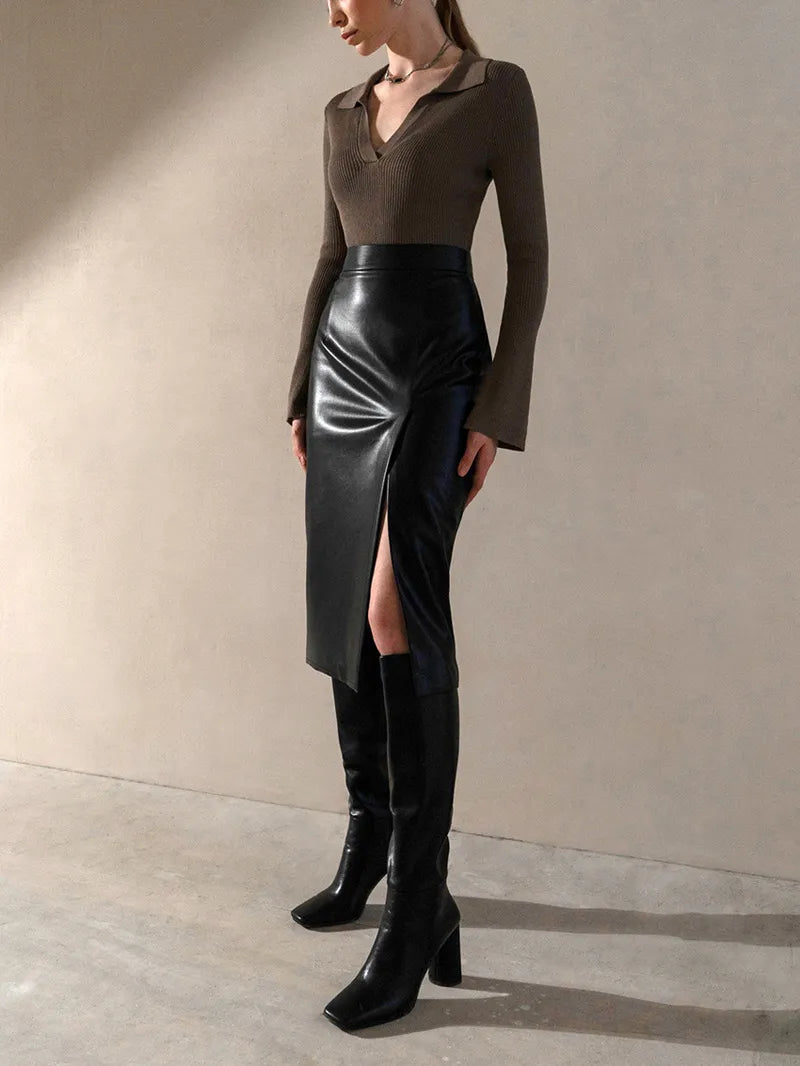Stylischer Winter Midi Lederrock