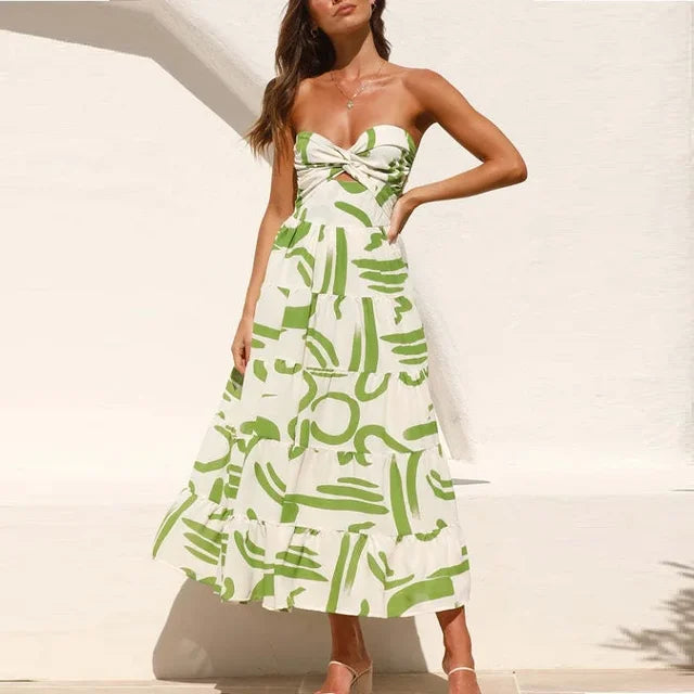Elegantes, Tief Ausgeschnittenes Midikleid