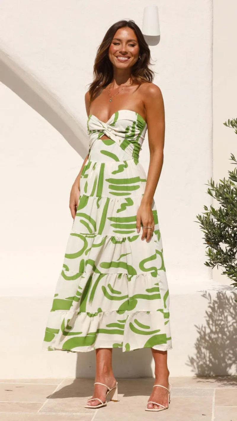 Elegantes, Tief Ausgeschnittenes Midikleid