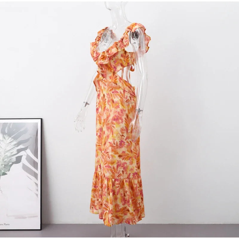 Langes Sommerkleid Mit Tiefem V-Ausschnitt Und Rüschen