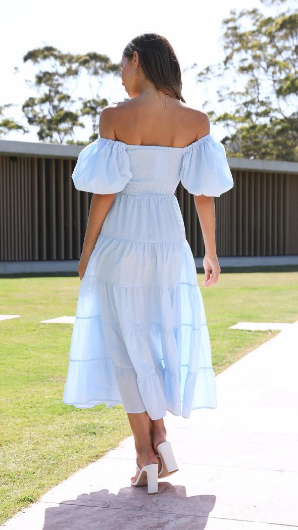 Schulterfreies Midikleid