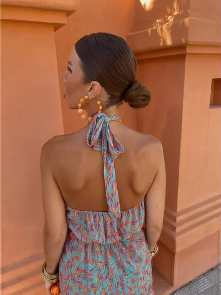 Neckholder-Minikleid Mit Rückenfreiem Schnitt