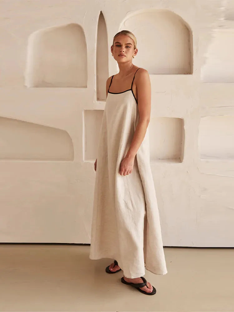 Maxikleid Mit Eckigem Ausschnitt Und Dünnen Trägern