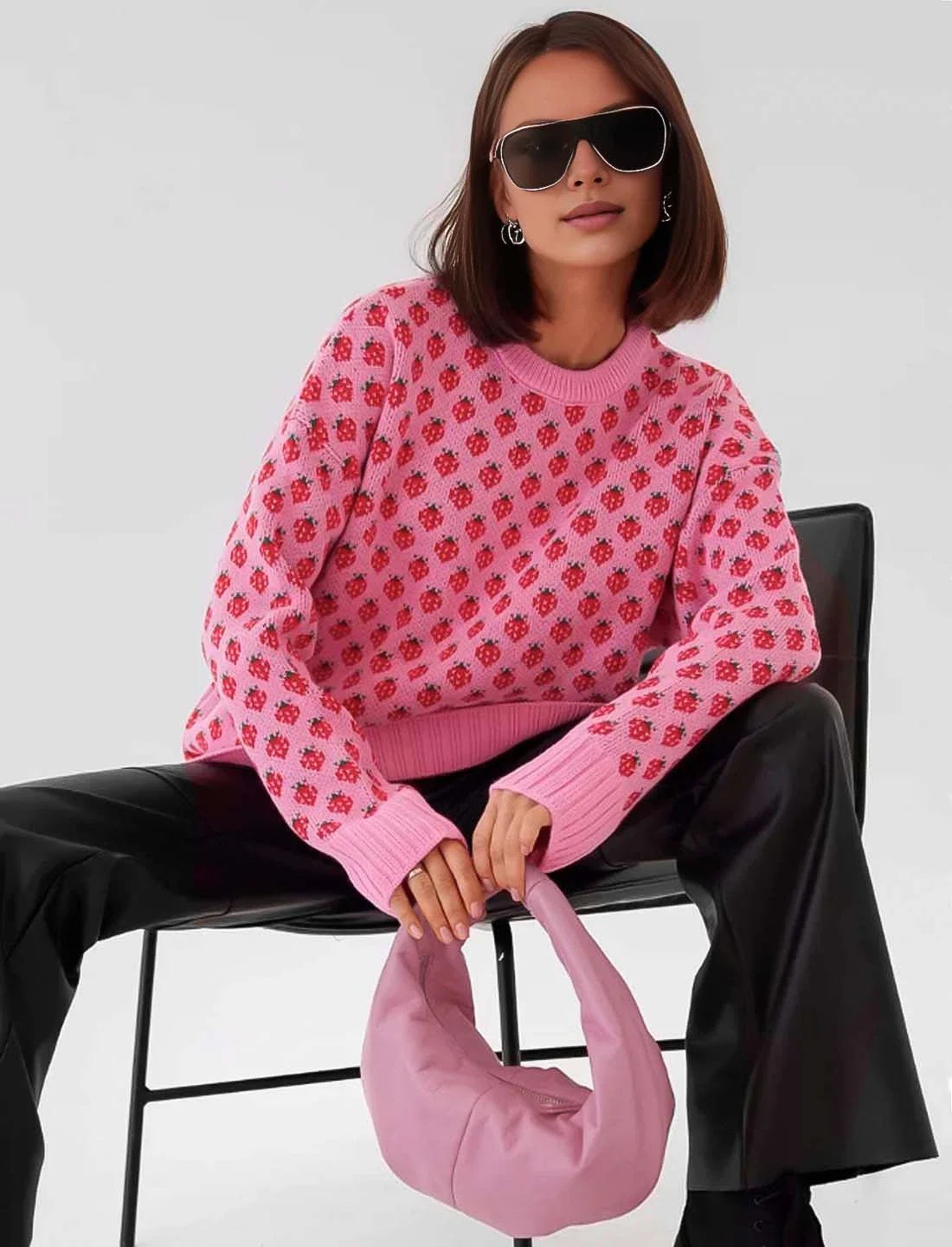 Strickpullover Mit Erdbeermuster