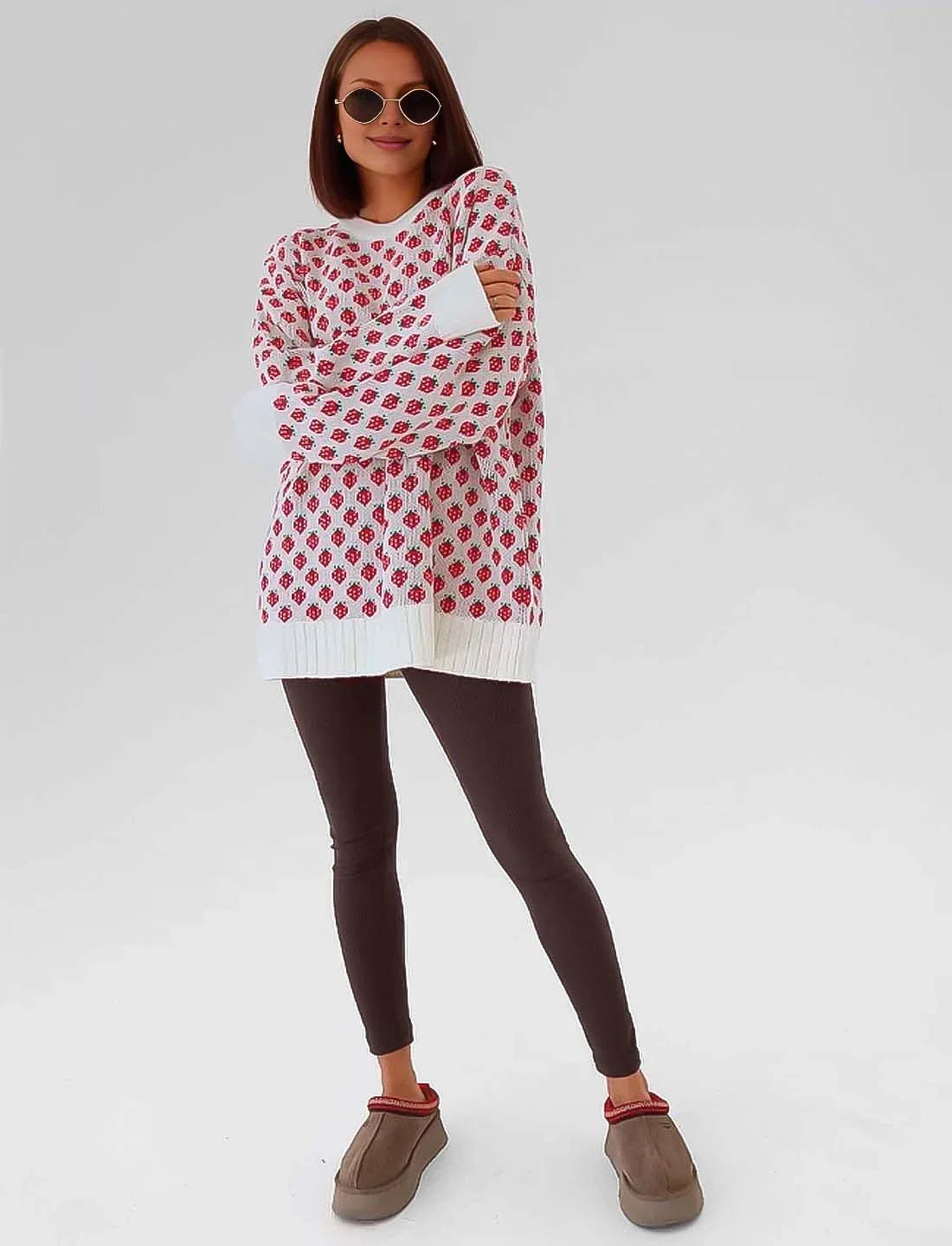 Strickpullover Mit Erdbeermuster