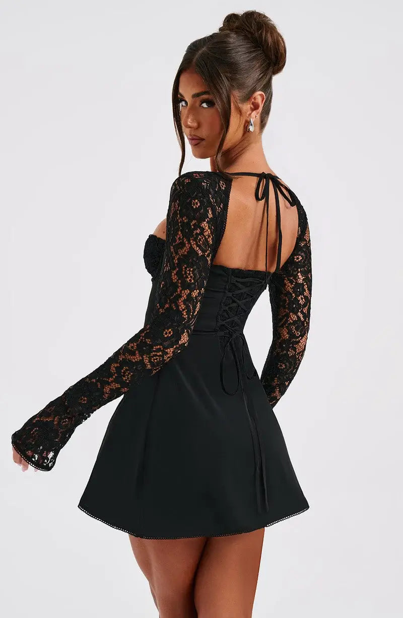 Minikleid Mit Spitzendetail