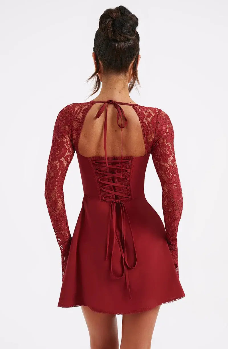 Minikleid Mit Spitzendetail