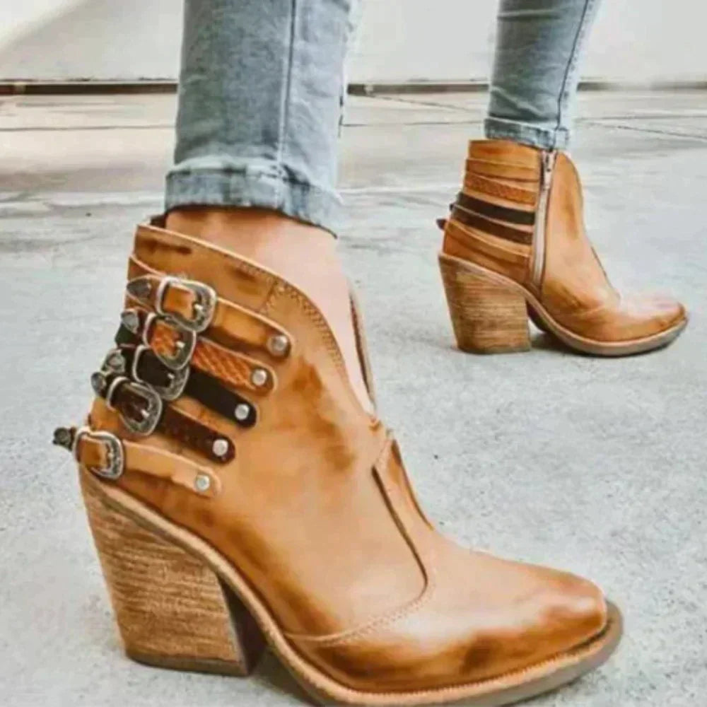 Stilvolle Und Elegante Designstiefel