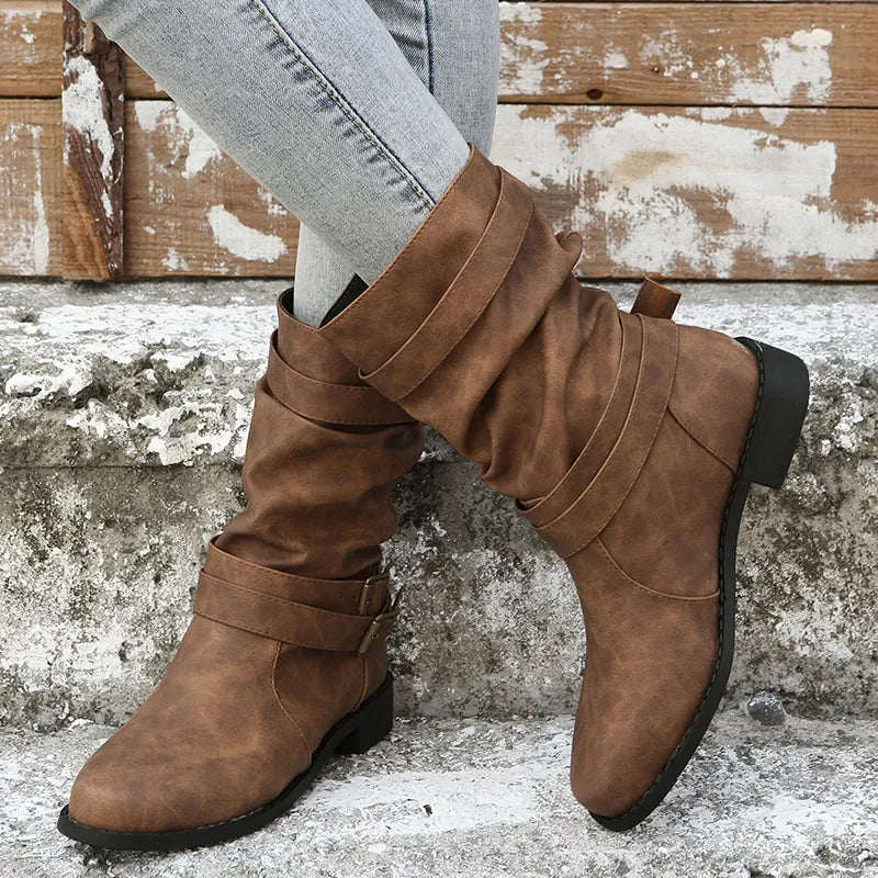 Elegante Stiefel Mit Schnallendetail