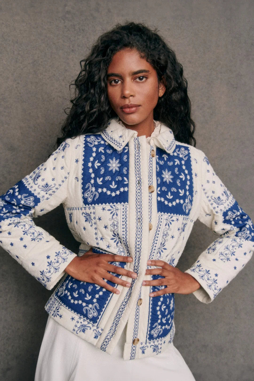 Elegante Gemusterte Jacke
