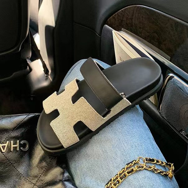 Bequeme Sommer-Hausschuhe İm Römerstil Mit H-Form Und Klettverschluss