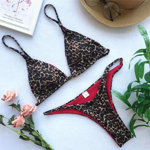 Stylischer Bikini Mit Leopardenmuster