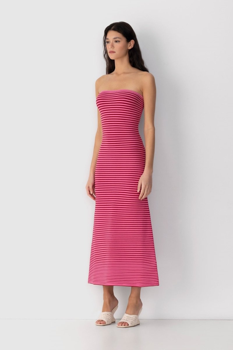 Ärmelloses Gestreiftes Maxikleid Aus Strick