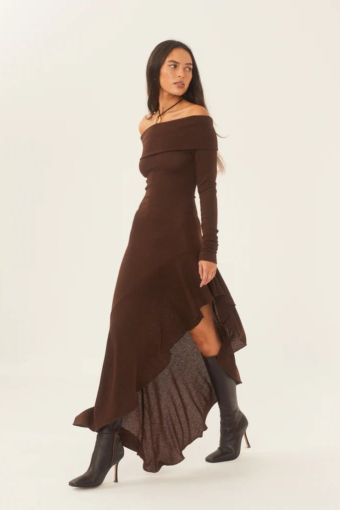 Schulterfreies, Asymmetrisches Midikleid