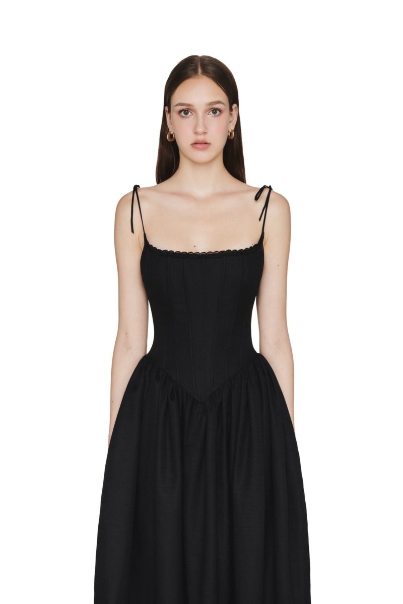 A-Linien-Kleid Mit Quadratischem Ausschnitt Und Spitzendetail