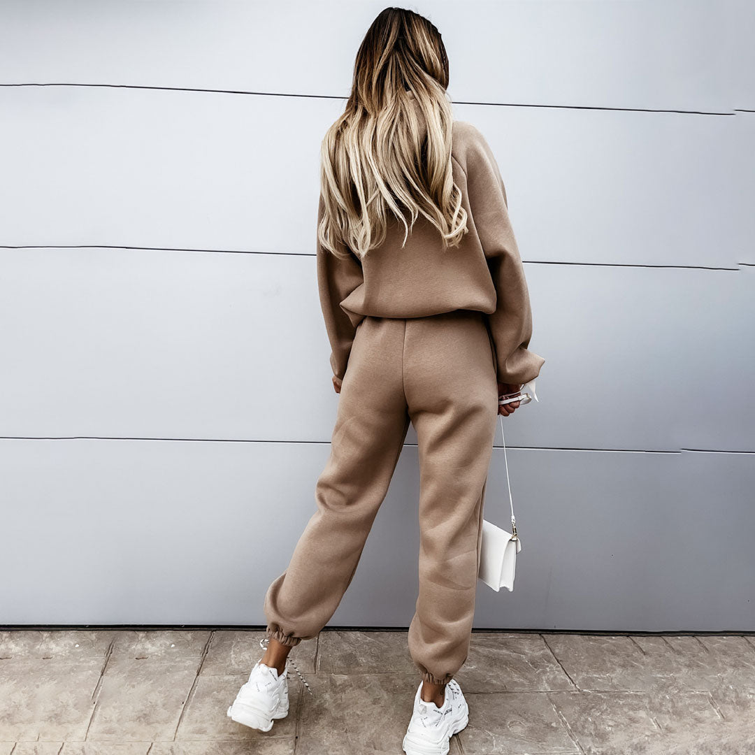 Sportliches Trainingsanzug-Set Mit Kapuzensweatshirt Und Jogginghose Mit Hoher Taille