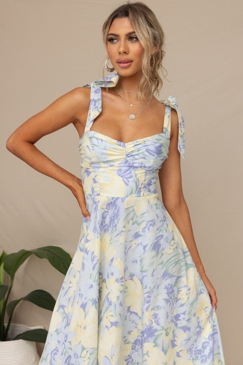 Midikleid Mit Abstraktem Blumenmuster Und Rüschendetail