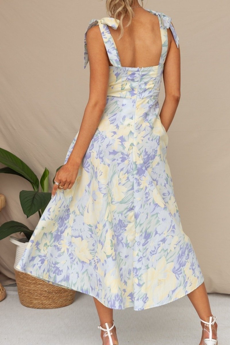 Midikleid Mit Abstraktem Blumenmuster Und Rüschendetail