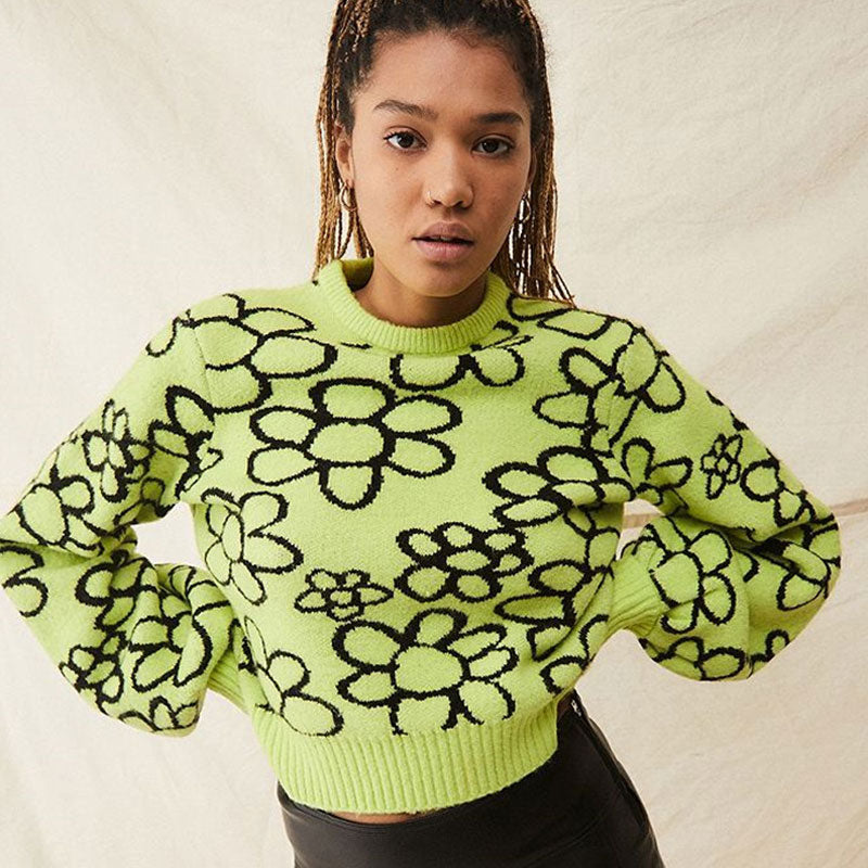 Übergroßer Grüner Pullover Mit Kräftigem Kontrastierendem Blumenmuster – Bischofsärmel Und Rippenstrick