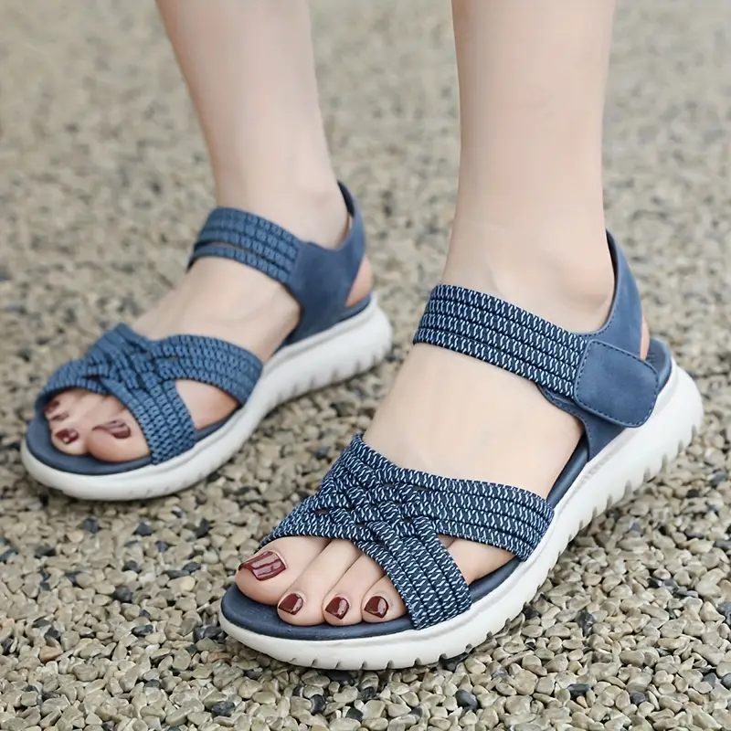 Sandalen Mit Schlichtem Design