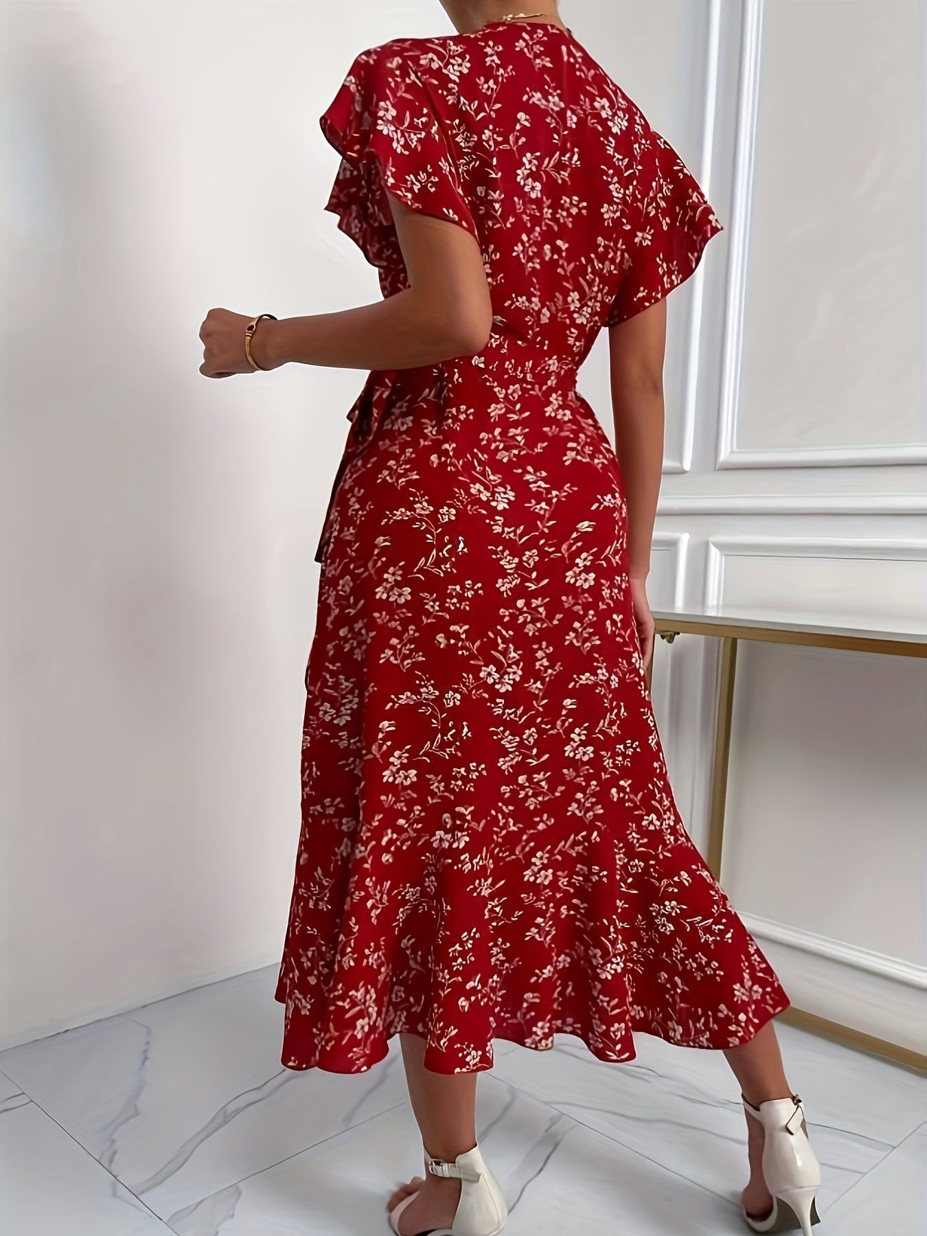 Elegantes Schlitzkleid