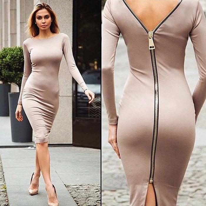 Langärmliges Kleid Mit Reißverschluss Hinten
