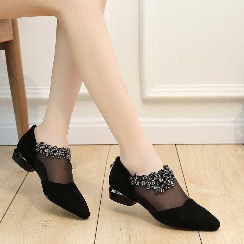 Stilvolle Transparente High Heels Mit Detaillierten Details
