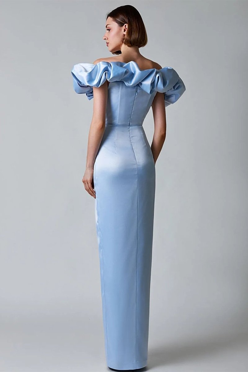 Schulterfreies Maxikleid Mit Schlitz
