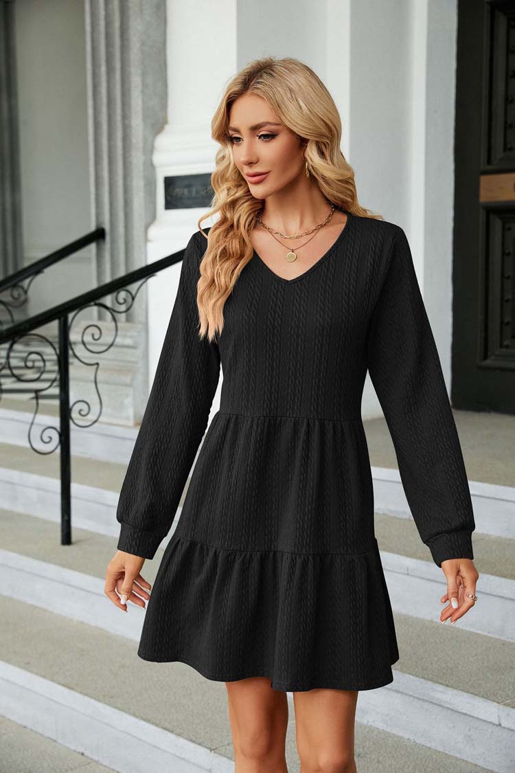 Midikleid Mit V-Ausschnitt Und Volant-Detail