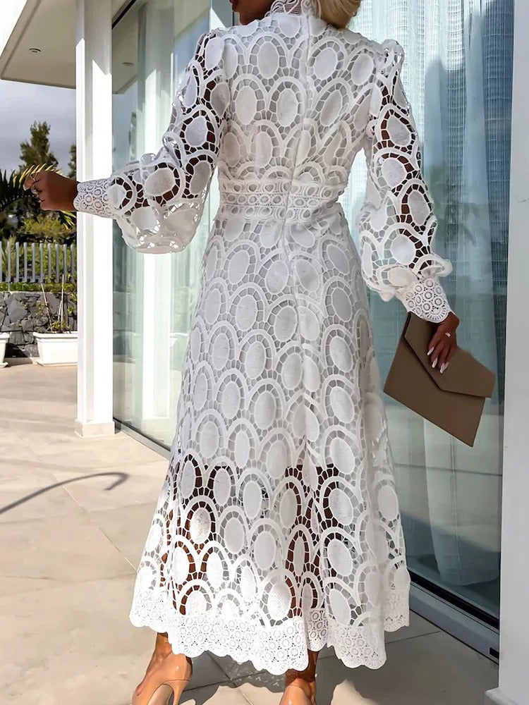 Elegantes Spitzenkleid