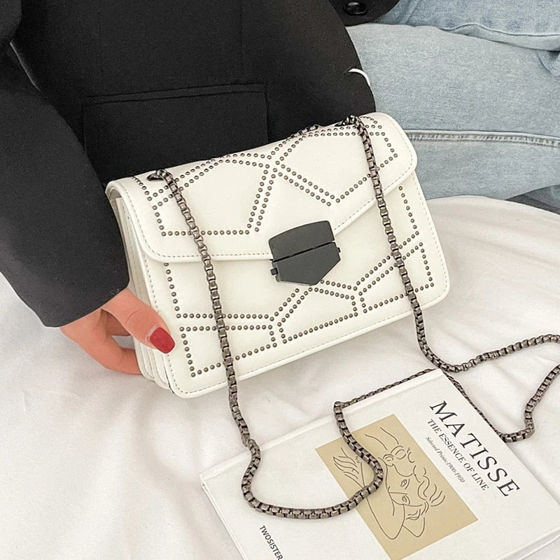 Stilvolles Design, Bestickte Tasche