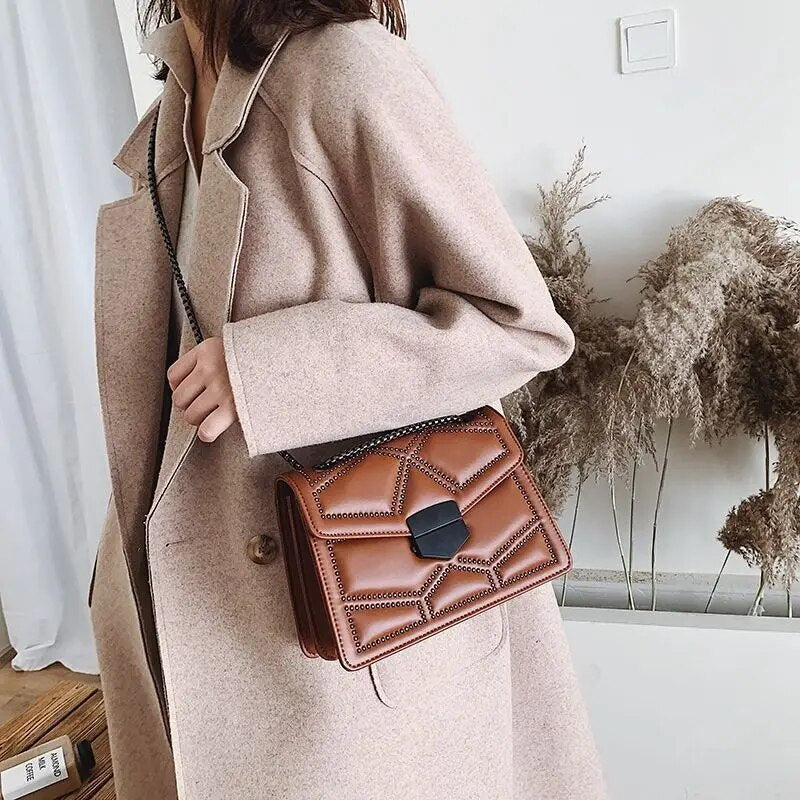 Stilvolles Design, Bestickte Tasche