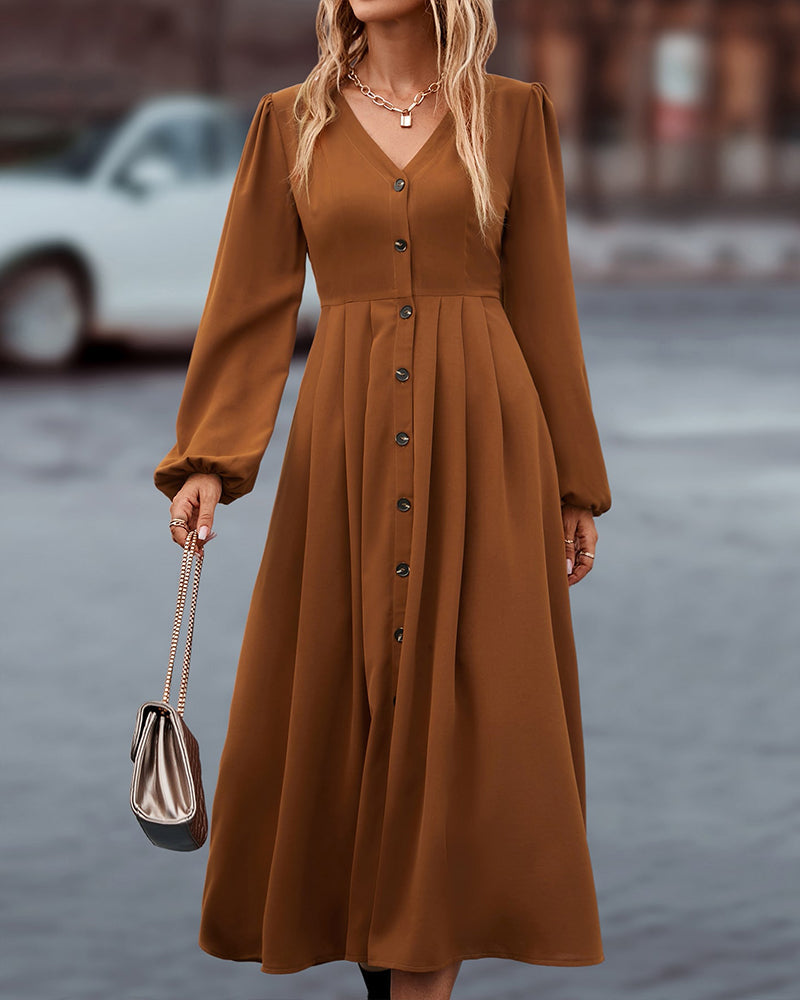 Midikleid Mit V-Ausschnitt Und Knopfdetail