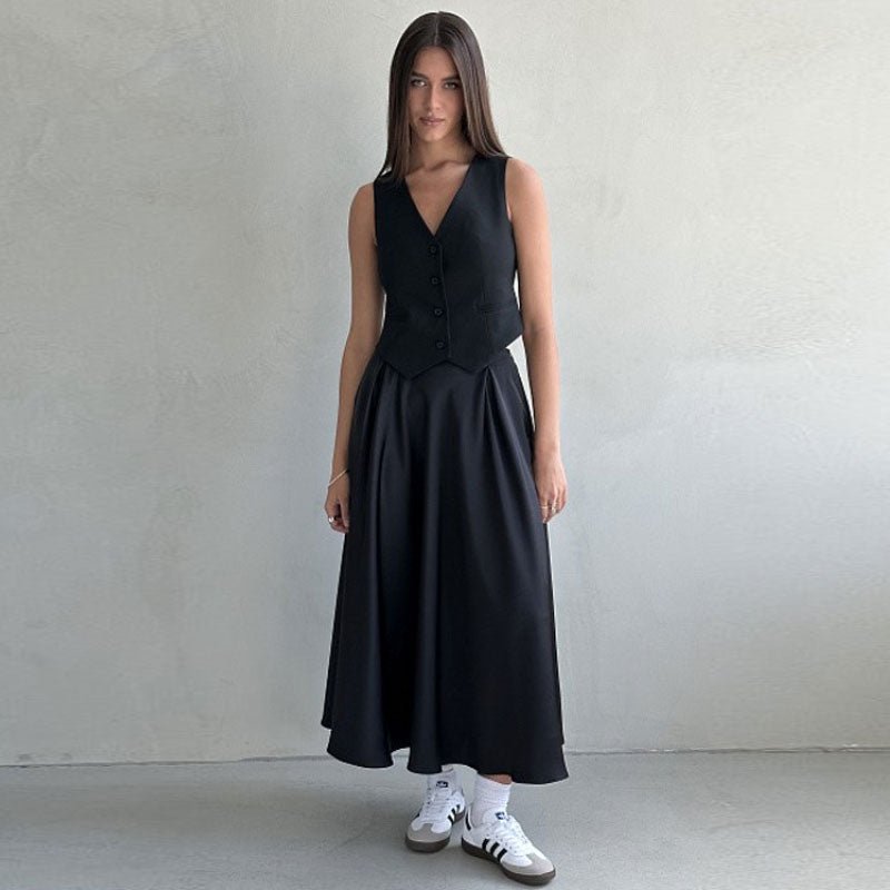 Stilvoller, Fließender A-Linien-Midirock Aus Glänzendem Satin Mit Hoher Taille - Schwarz