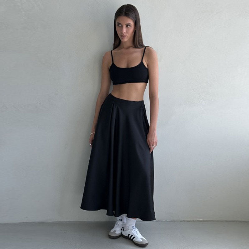 Stilvoller, Fließender A-Linien-Midirock Aus Glänzendem Satin Mit Hoher Taille - Schwarz
