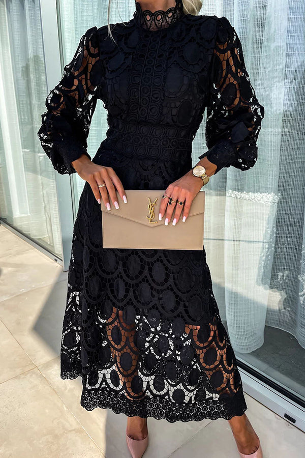 Elegantes Spitzenkleid